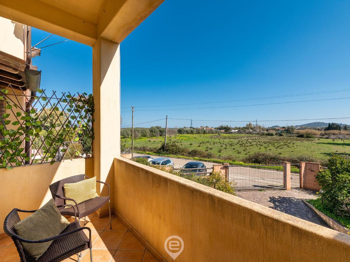 Sun & Sea Studio Tortoli Exterior photo